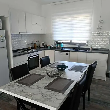Apartament Gardenapartment Near Sea And Mountains Akanthou