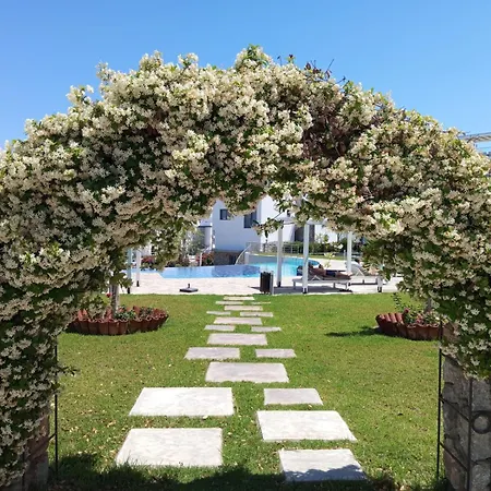Gardenapartment Near Sea And Mountains Apartament Akanthou