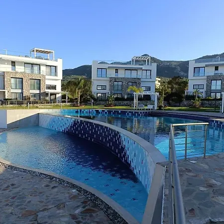 Apartamento Gardenapartment Near Sea And Mountains