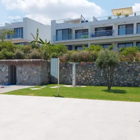 Gardenapartment Near Sea And Mountains شقة Akanthou